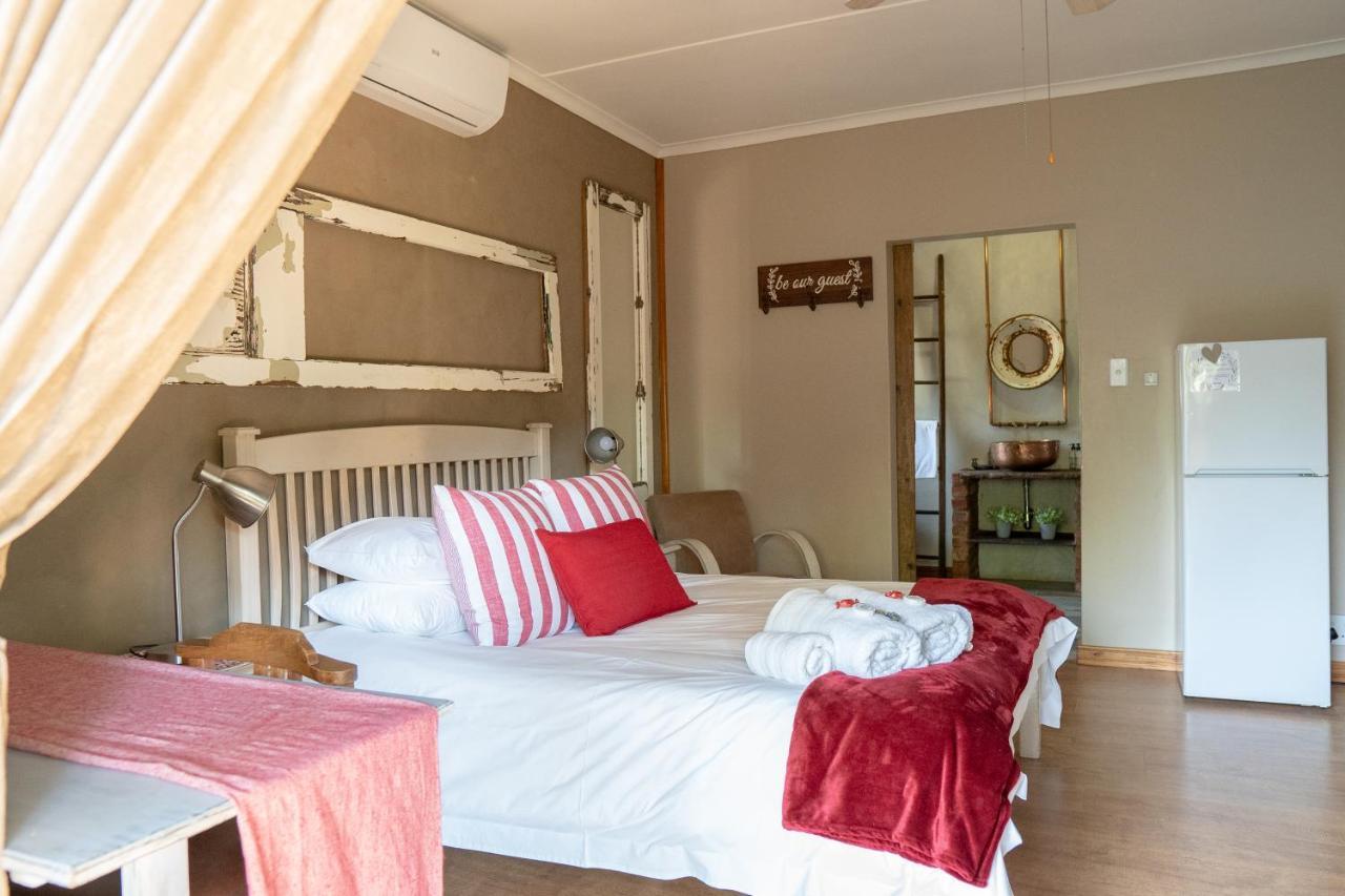 Opstal Gastehuis Potchefstroom Bagian luar foto